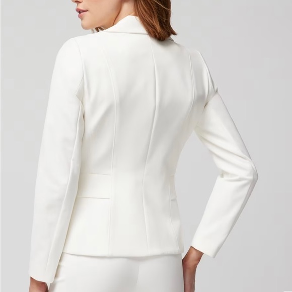 WHBM Signature Blazer - Picture 3 of 3